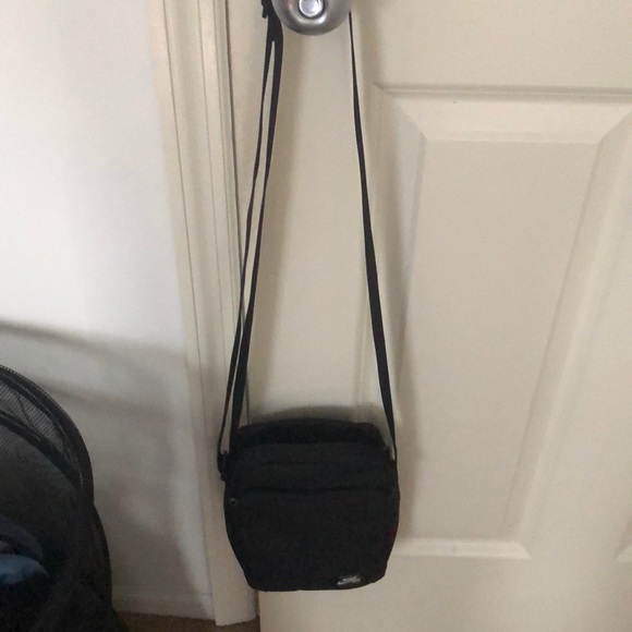 Nike tech bag - Picture 2 of 2